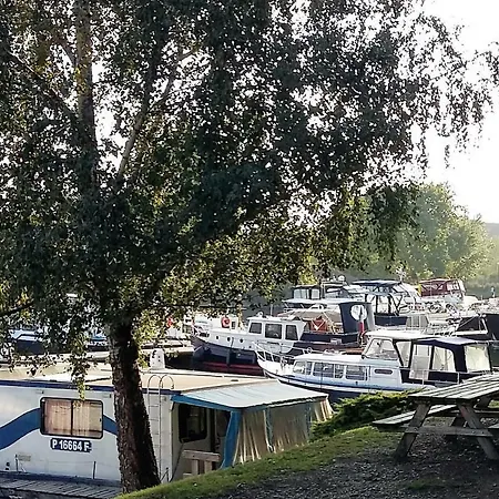 Botel Bateau Eos *