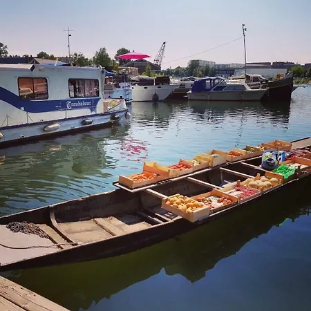 Bateau Eos *